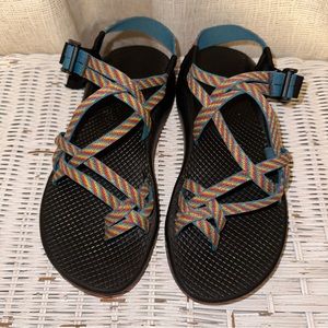 Chaco rainbow fiesta sandals